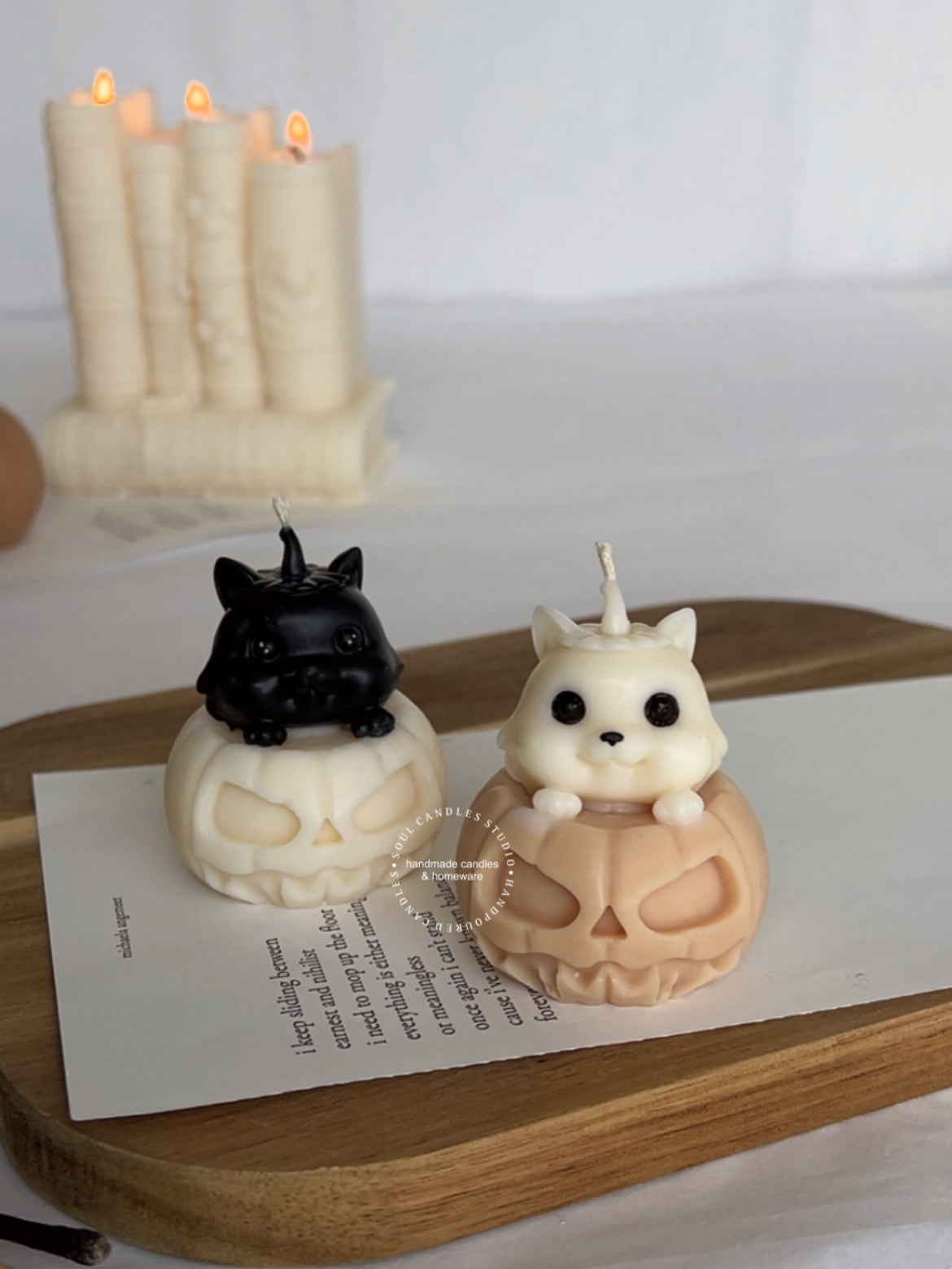 Spooky Cat Candle