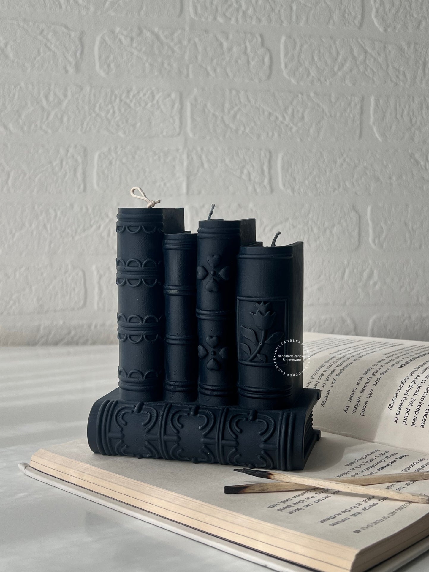 Bücherkerze