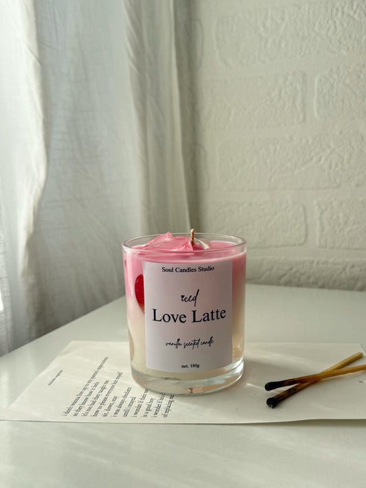 Iced Love Latte Kerze